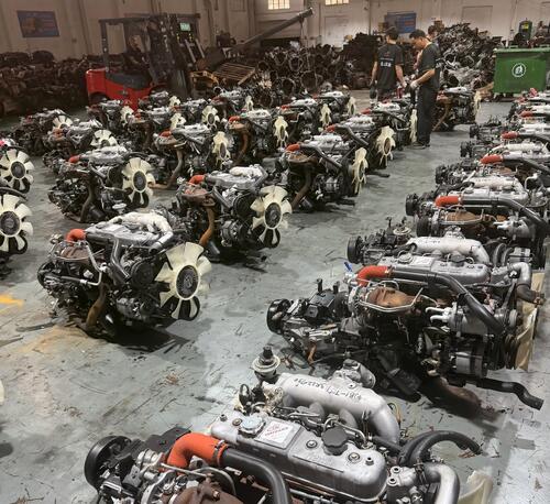 Últimos blogs de la empresa sobre 4JB1 vs 4JB1T: Which Engine Fits Your Light Truck?