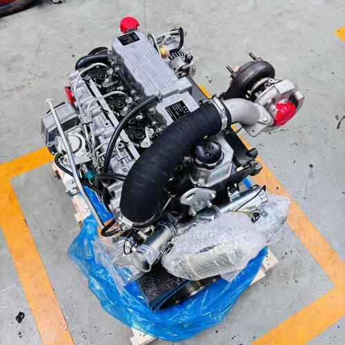 Últimos blogs de la empresa sobre ¿Necesita un motor industrial turbo de 3.3L? S4S-DT Ensamblaje completo listo para su maquinaria