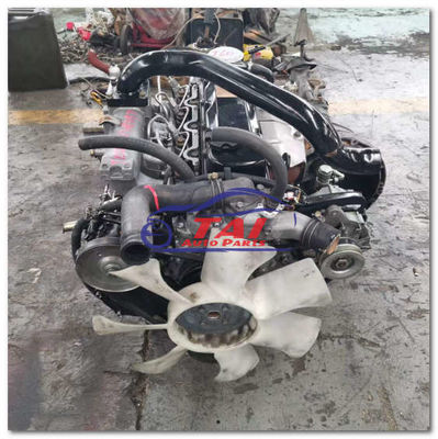 Buen precio TD27 No Turbo Nissan Pickup Partes 4 cilindros motor diesel para Nissan Homy / Caravan Vans en línea