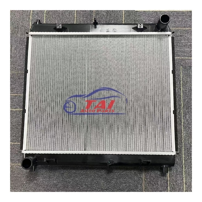 Good price K9F-1301010A Partes de repuesto para automóviles Montaje de radiador de autobús Condensador de tanque de agua en línea