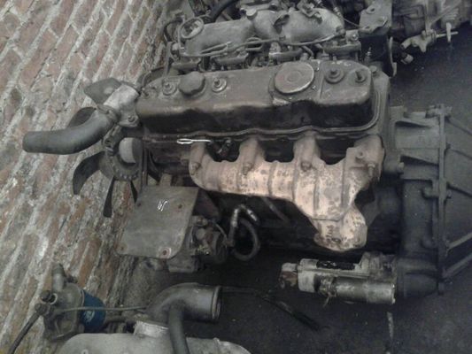 Buen precio 4BD1 / 4BD1T Usados Isuzu Diesel Motor Parts, 4JB1 / 4JB1T Diesel Motor Ensamblaje en línea