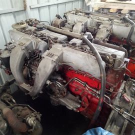 Un buen precio. Material de hierro fundido EK100 Motor original completo en línea