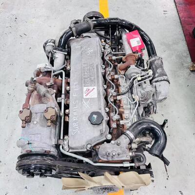 Buen precio 4HG1T Turboalimentado 4.57L Motor Diesel Mecánico para camiones Isuzu NPR NKR NQR en línea